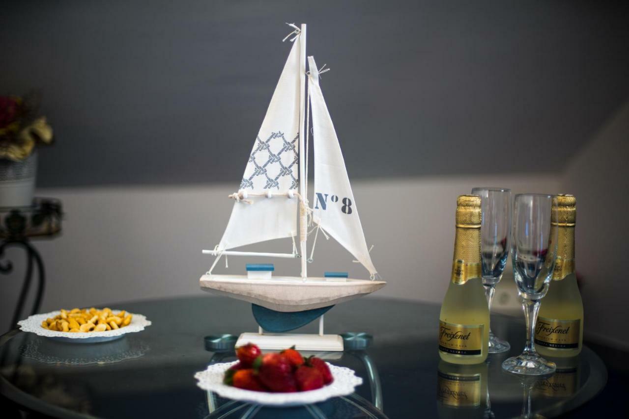 Nona Lena Studio Apartment Сплит Екстериор снимка