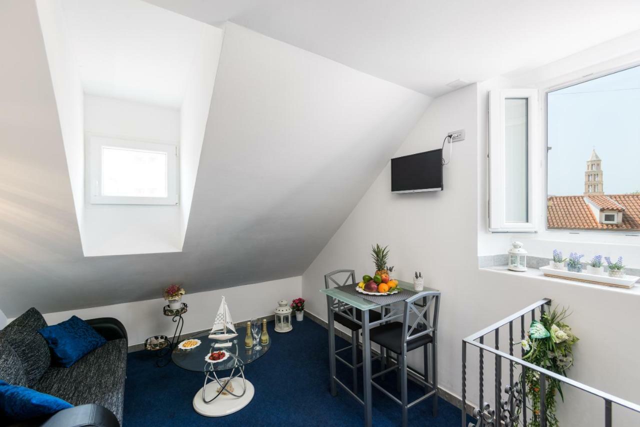 Nona Lena Studio Apartment Сплит Екстериор снимка